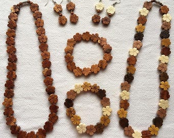 Wooden Beads Plumerias Jewelry