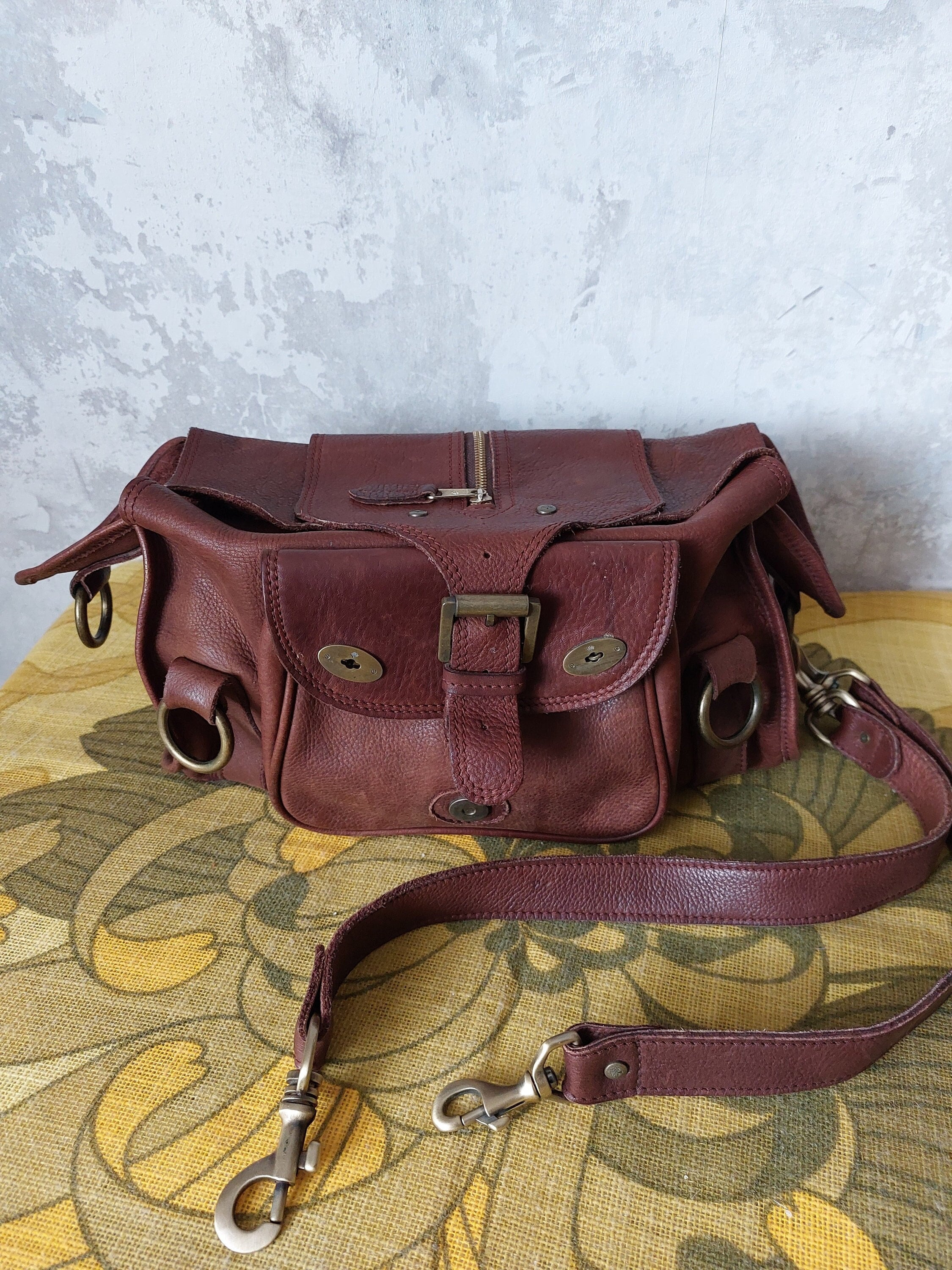 RARE VINTAGE AUTHENTIC MULBERRY FOR TOYOTA LEATHER SHOULDER CROSSBODY BAG