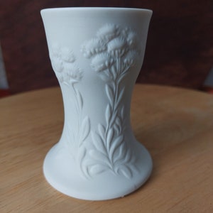 Arabia,Suvi.White candle holder,design Gunvor Olin-Grönqvist,GOG
