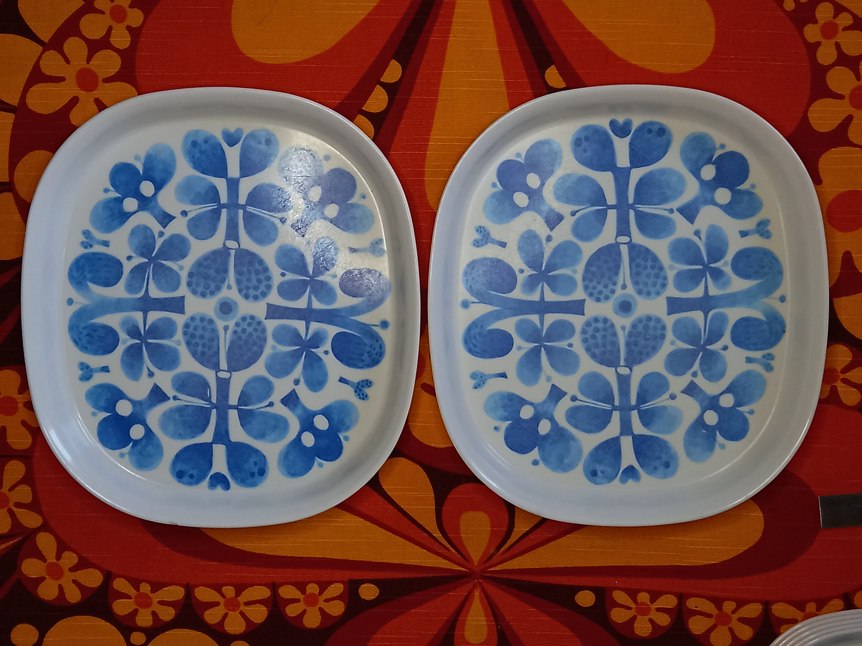 Blues 35020,ornamin, Stig Lindberg, Gustavsberg,set of 2