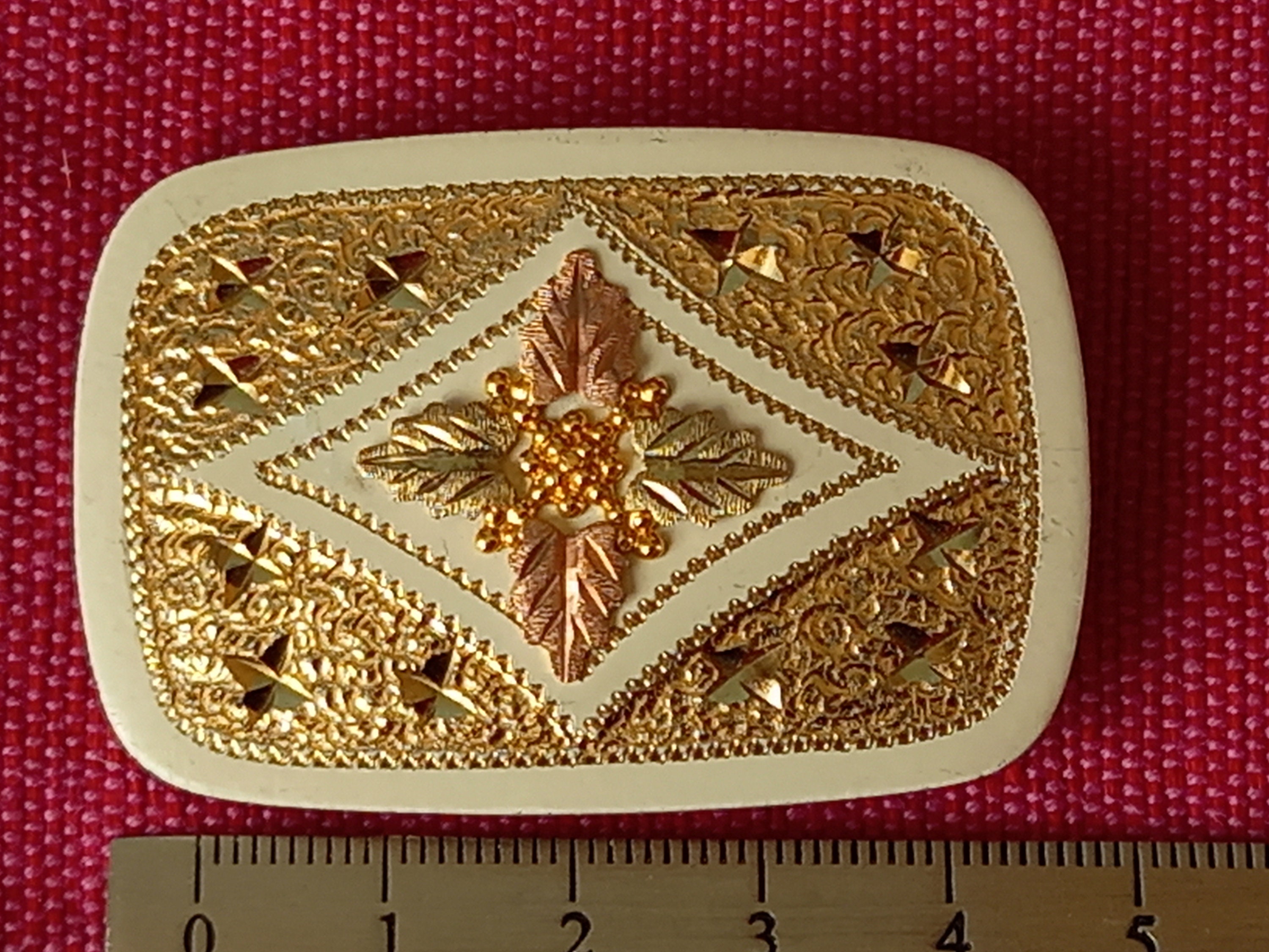 Black Hills Gold Lazy K 10K Gold Plated Floral Belt Buckle  display picture 3
