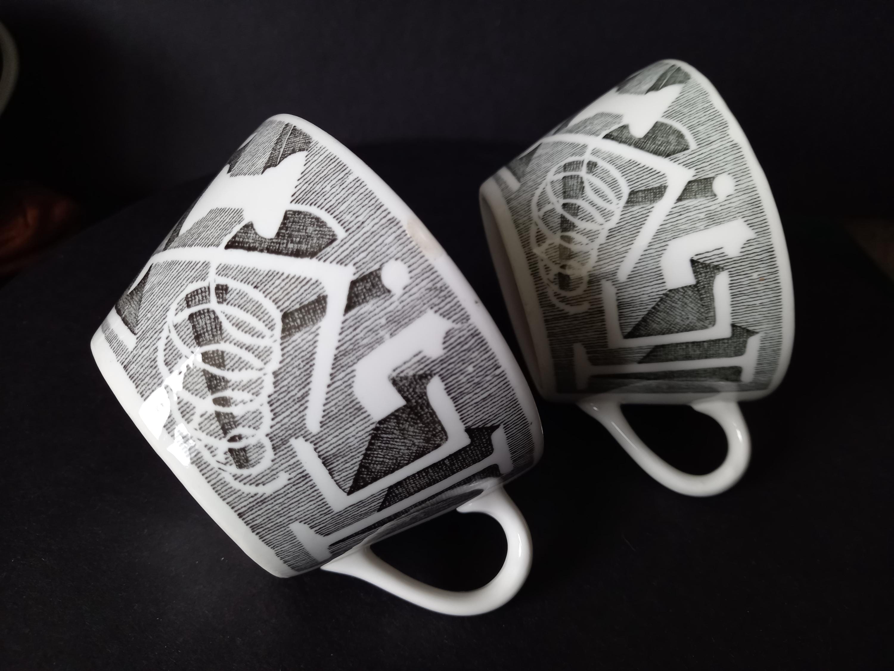 Gustavsberg Stig Lindberg Tea Cups, Calle Blomqvist Pattern