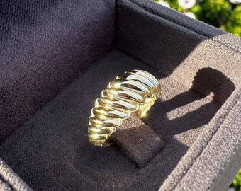 Gold Croissant Ring Full Round Croissant Ring in Solid Gold Small Croissant Ring Gold Dome Ring Silver Chunky Ring Croissant Ring 14k Gold