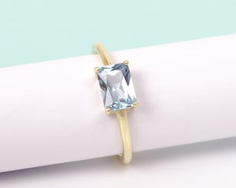 Solid 14k Gold Aquamarine Baguette Ring - Dainty Pastel Blue Gemstone Fine Jewelry