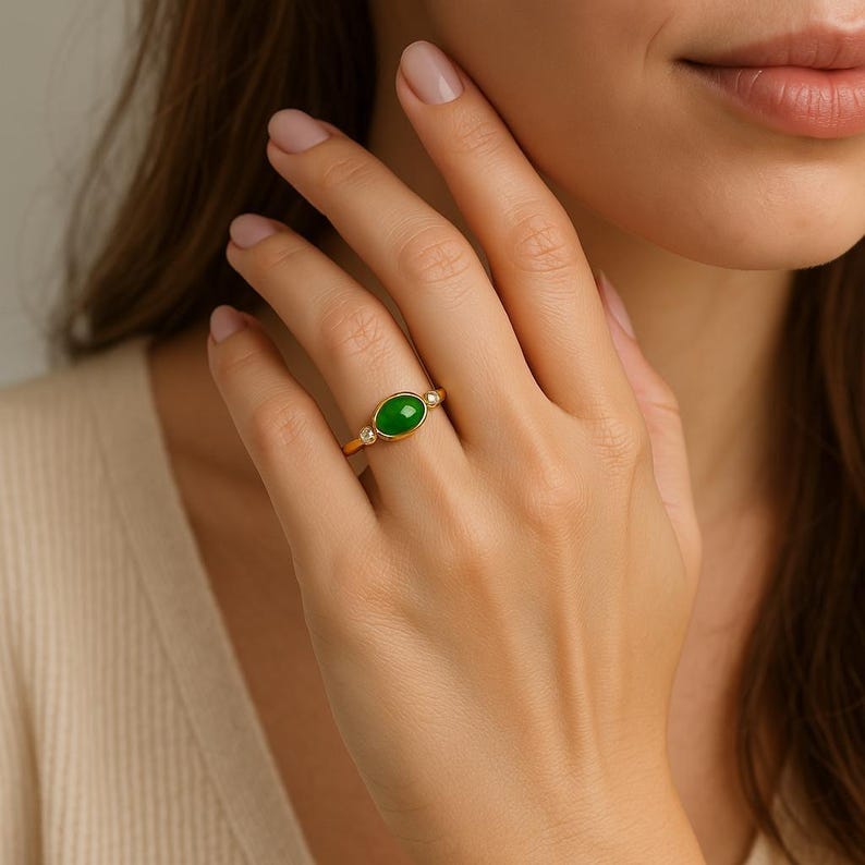 14k Gold Jade Ring: Green Gemstone & Lab Diamond Accent image 5