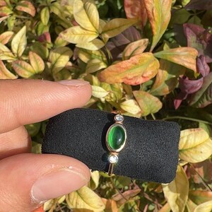 14k Gold Jade Ring: Green Gemstone & Lab Diamond Accent image 2