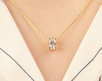 14k Gold Oval Moissanite Pendant Necklace: Minimalist Fine Jewelry