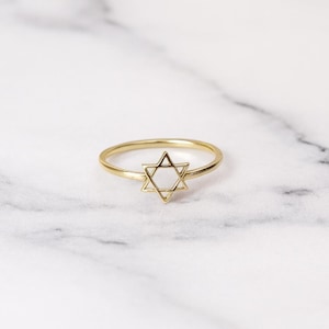 Anillo Estrella de David en Oro de 14 K: Símbolo Judío Minimalista