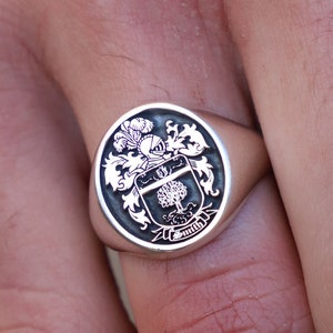 Silver Crest Ring, Coat of Arms Signet Ring, Family Crest Rings , Custom Signet Ring,Personalized Signet Ring,  Custom Family Crest Ring
