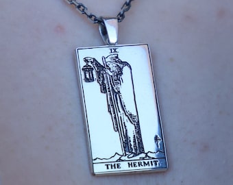 Silver Tarot The Hermit Necklace, 925K Sterling Silver The Hermit Tarot Card  Pendant, Tarot The Hermit Card Necklace , Tarot Gifts