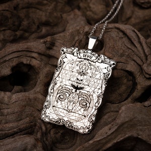Collar del diablo del tarot de plata, colgante de la tarjeta del tarot del diablo de plata de ley 925K, collar de la tarjeta del diablo del tarot, regalos del tarot