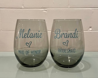 Personalized Custom Drinkware, Stemless Wine Glass, Wedding Party, Bride, Dog Mom, Personalized Name