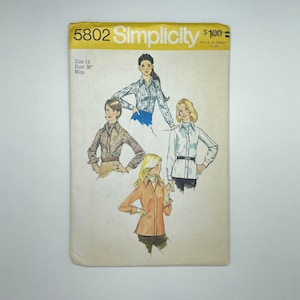 Einfachheit 5802 - Vintage 1970er Jahre Damen Hemd und Krawatte Schnittmuster | Größe 14