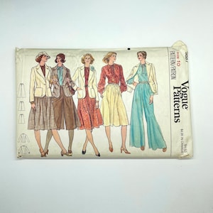 Vogue 9887 - Vintage 1970&#39;s Women&#39;s Ensemble Sewing Pattern | Size 10