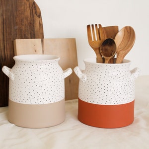 Ceramic Dotted Utensil Holder For Kitchen, Handle Flower Vase, Terracotta Vase for Livingroom Decor, Utensil Crock