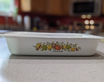 Corningware A-21 L&#39;Echalote &quot;spice of life&quot; casserole dish