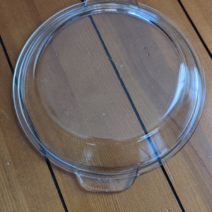 Pyrex clear glass lid. Round  marked B-B. 683-C