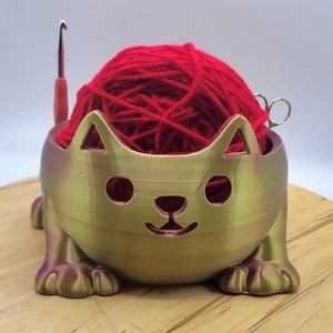 Kitty Cat Yarn Bowl – Knitting and Crochet Organizer