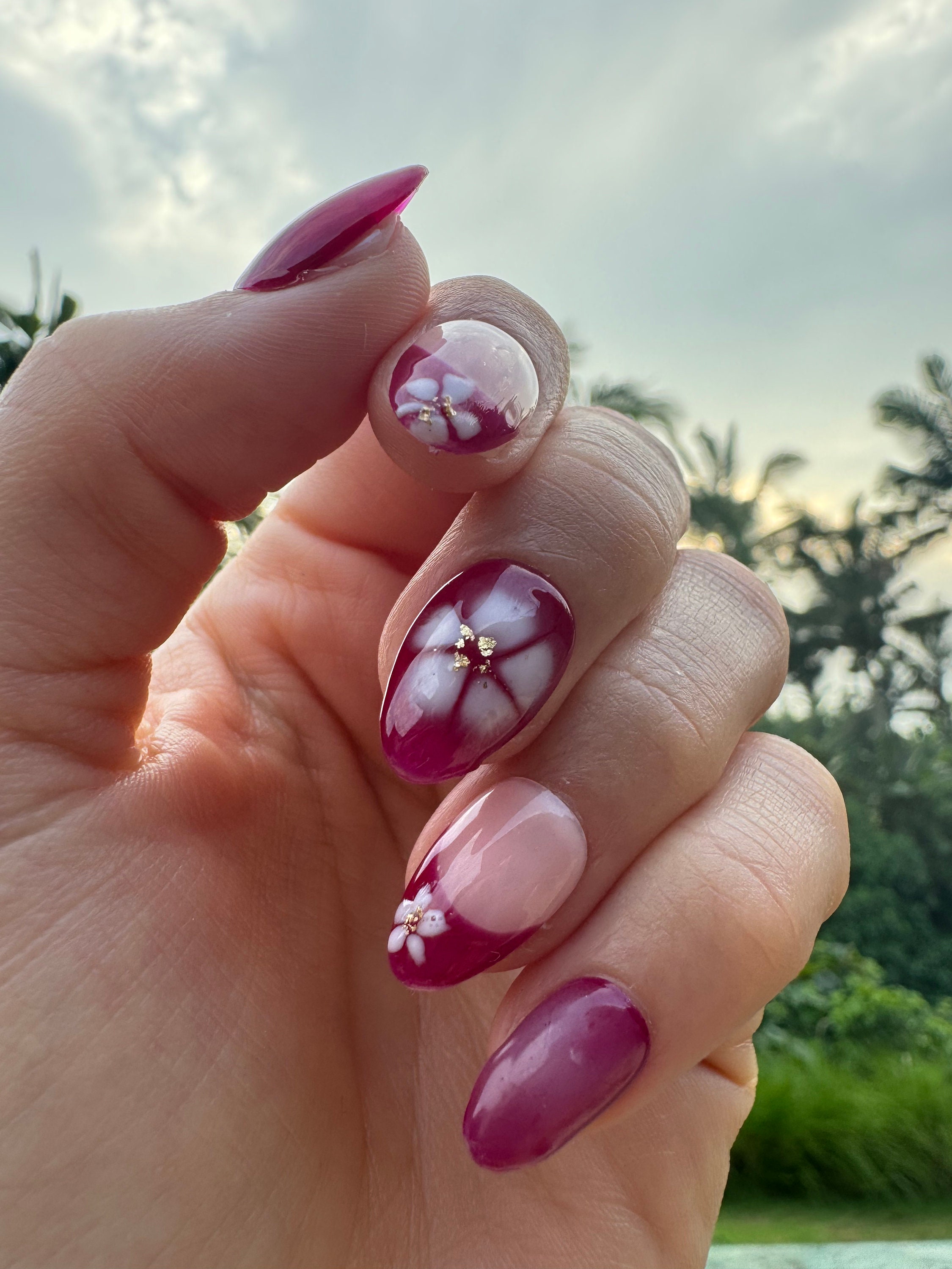 Elegant Maroon Nail Art for Simple Chic
