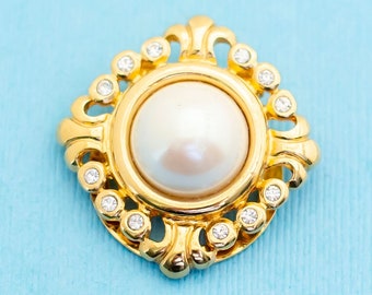 Vintage Beautiful Pearl with Rhinestones Gold Tone Clip N20