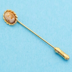 Vintage Femme Cameo Stick Pin - N7