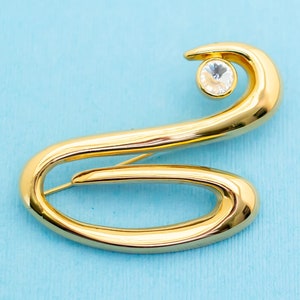 Vintage Gold Tone Swirl Brooch N18