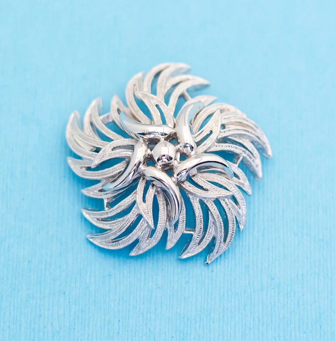 Broche Vintage En Pierre Fluorine Violette - Bijou Ancien Sans Marque - Occasion