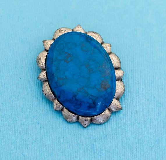 Vintage Blue Oval Bed Brooch - N6 - image 1