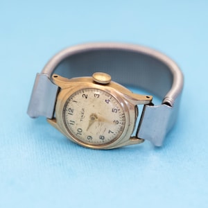 19 cm, Vintage silberfarbene Kettenarmband Armbanduhr von Timex - N30