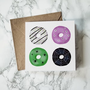 DRUCKBARE Grußkarte mit illustrierten Halloween Donuts - Halloween Donut Karte, digitaler Download, 5 x 5 Zoll