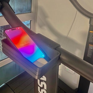 Tablett für Assault Pro Laufband, Telefonhalter, GU, Gels, Fernbedienung, läuft mit Komfort, einfache Installation