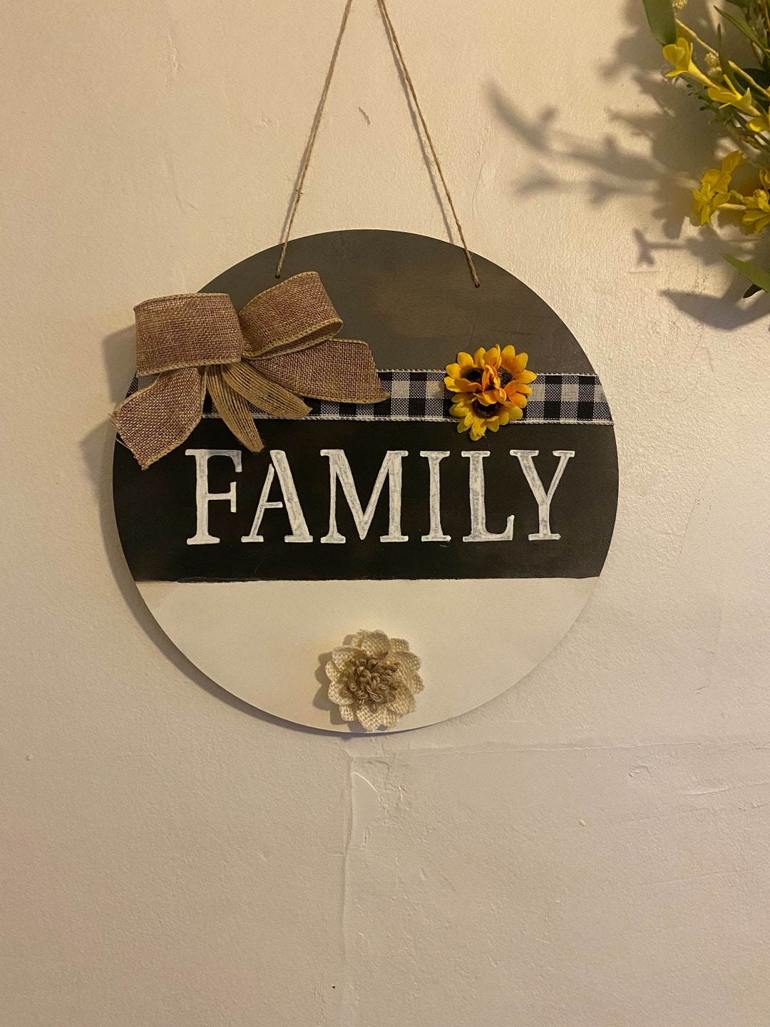 Circle Wood Sign - Etsy