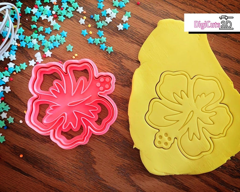 Plastic Cookie Cutter of Hawaiian Flower 3D printed for cookie dough zdjęcie 2