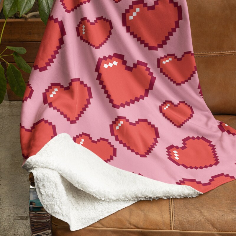 Pink Hearts Throw Blanket main image 1