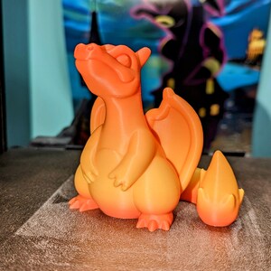 STL file Pokemon Charizard Pokeball 🐉・3D printer model to