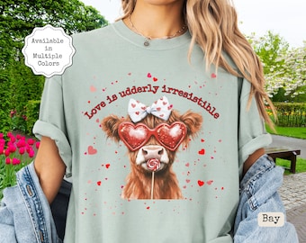 Bonita camiseta con corazones de amor y vaca de las Tierras Altas para el Día de San Valentín, regalo para amantes de las vacas, camiseta para chica de granja, camiseta de vaca escocesa, ropa de vaca de las Tierras Altas