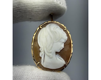 Vintage 18K Gold Cameo Pendant Brooch Lady Profile Shell Carved Estate