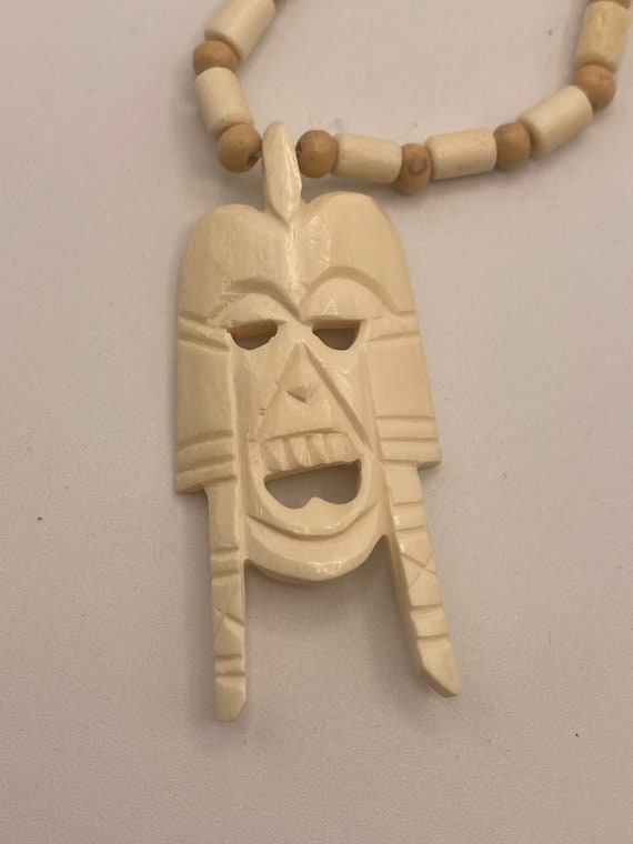 Hand Carved Bone Bead Tiki mask Necklace Vintage - image 7