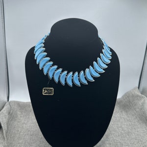 Antique Coro lucite blue necklace #99