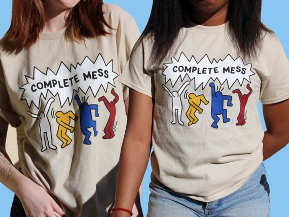 5SOS Complete Mess Graphic Tee Shirt poco costoso fan merch luke hemmings michael clifford ashton irwin calum cappuccio 5 secondi del tour estivo Etsy Italia