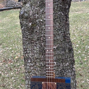 WoodRocks Drew Estate Undercrown Cigar Box Guitar