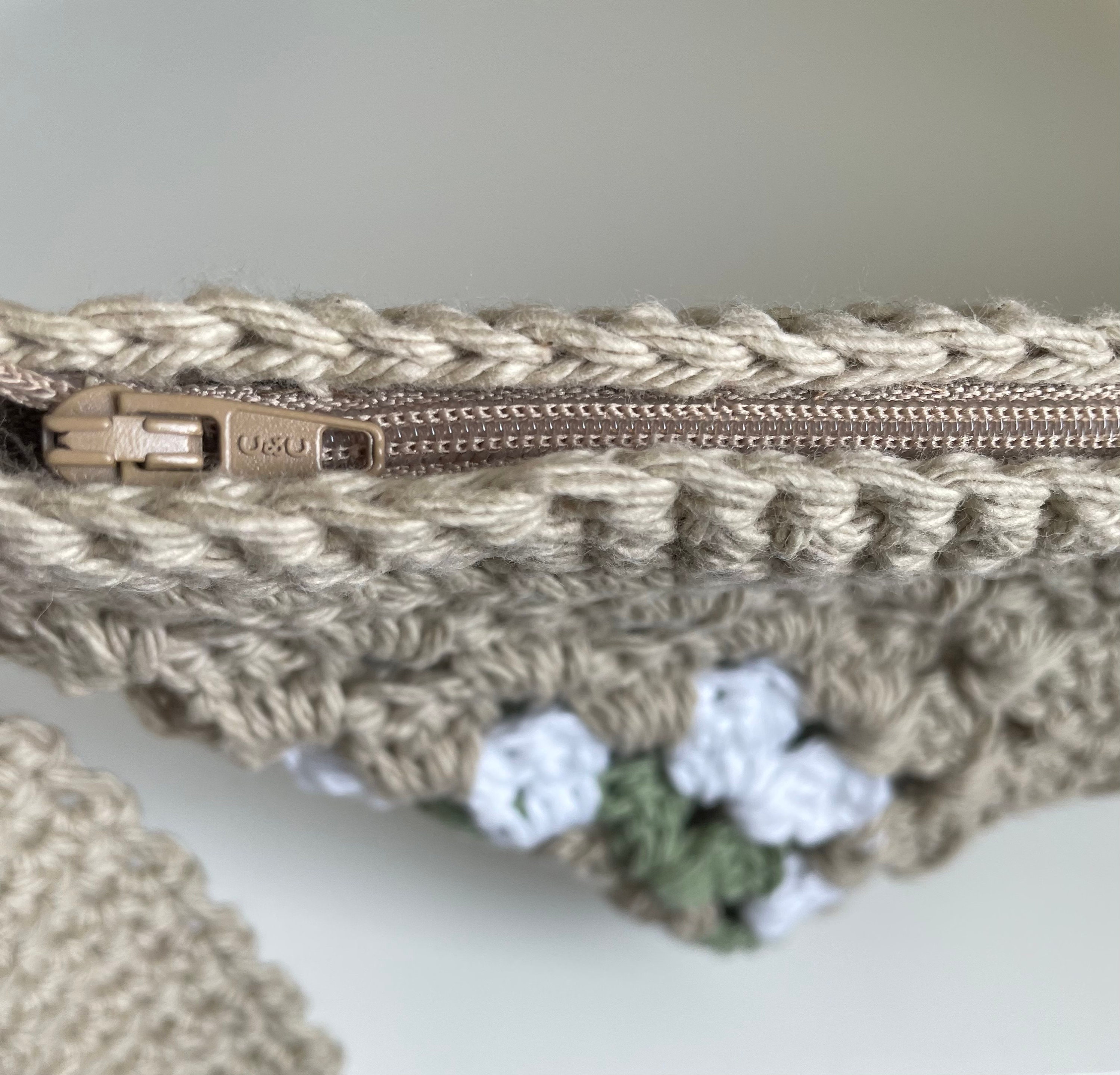 【関税＆送料込み】ChloAC Crochet Crossbody Bag mqdefault.jpg