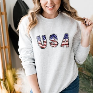USA Flag Sweatshirt, USA Sweatshirt, Patriotic Sweatshirt, American Flag Sweatshirt, America Sweatshirt, Vintage Sweatshirt, USA Flag Hoodie