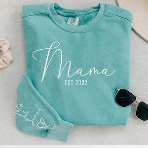 Personalized Grandma Sweatshirt Year with Grandkids Names on Sleeve, Mothers Day Gift, Birthday Gift for Grandma, Sweatshirt Comfort Colors®