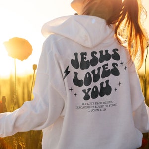 Jésus t'aime chemise, versets bibliques, vêtements de cadeau religieux, sweat-shirt chrétien, pull d'église, impression arrière de vêtements esthétiques à la mode