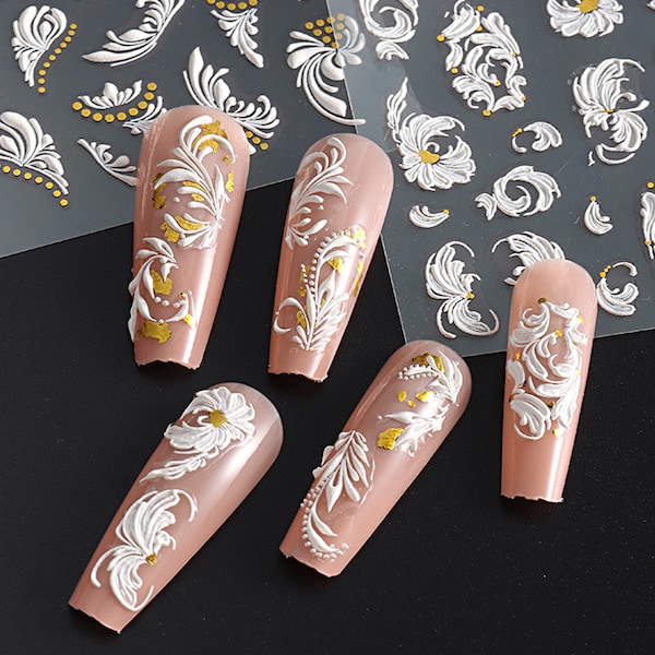 Nail Art Decals|Embossed white and gold flower| Nail Sticker| Nail Diy  -  5D Self-Adhesive Nail Sticker