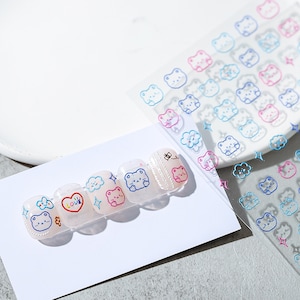 3D Cartoon Bär Nail Art Aufkleber : Erhöhen Sie Ihre Fingerspitzen mit trendigen Stil