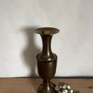 Messing Knospe Messing Vase Vintage Vase Vintage Dekor Regal Dekor Cottagecore Dekor Französisches Land Dekor Patina Messing Küche Dekor