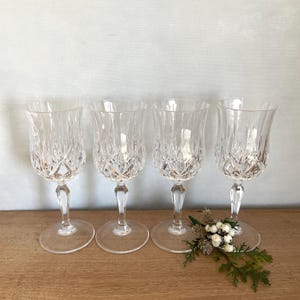 Set of 4 Wine Glasses, Set of 4 Glasses, Clear Drinking Glasses, Vintage Glasses, Glassware, Vintage Glass, Stemware, Vintage Kitchen