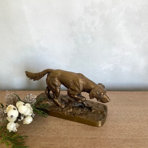 Estatua de perro de latón, figura de perro de latón, perro de latón, perro vintage, perro de caza, decoración vintage, decoración de granja, decoración antigua, decoración rústica